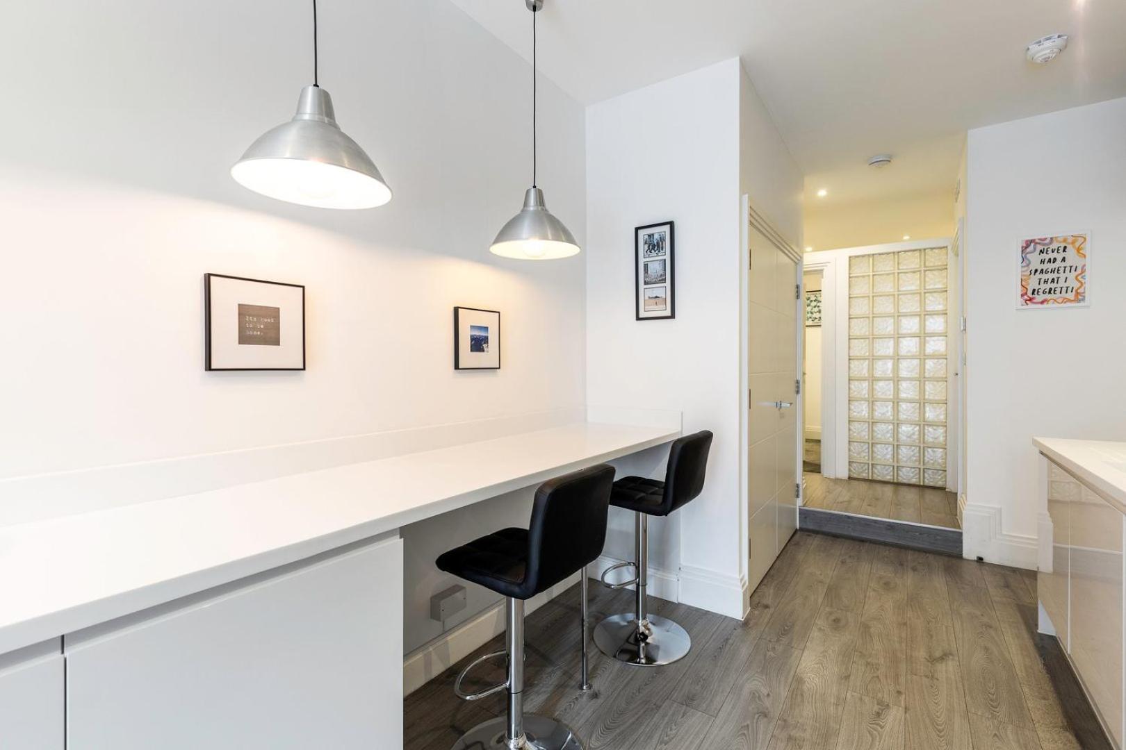 Sleek One Bedroom Flat In East Putney ลอนดอน ภายนอก รูปภาพ