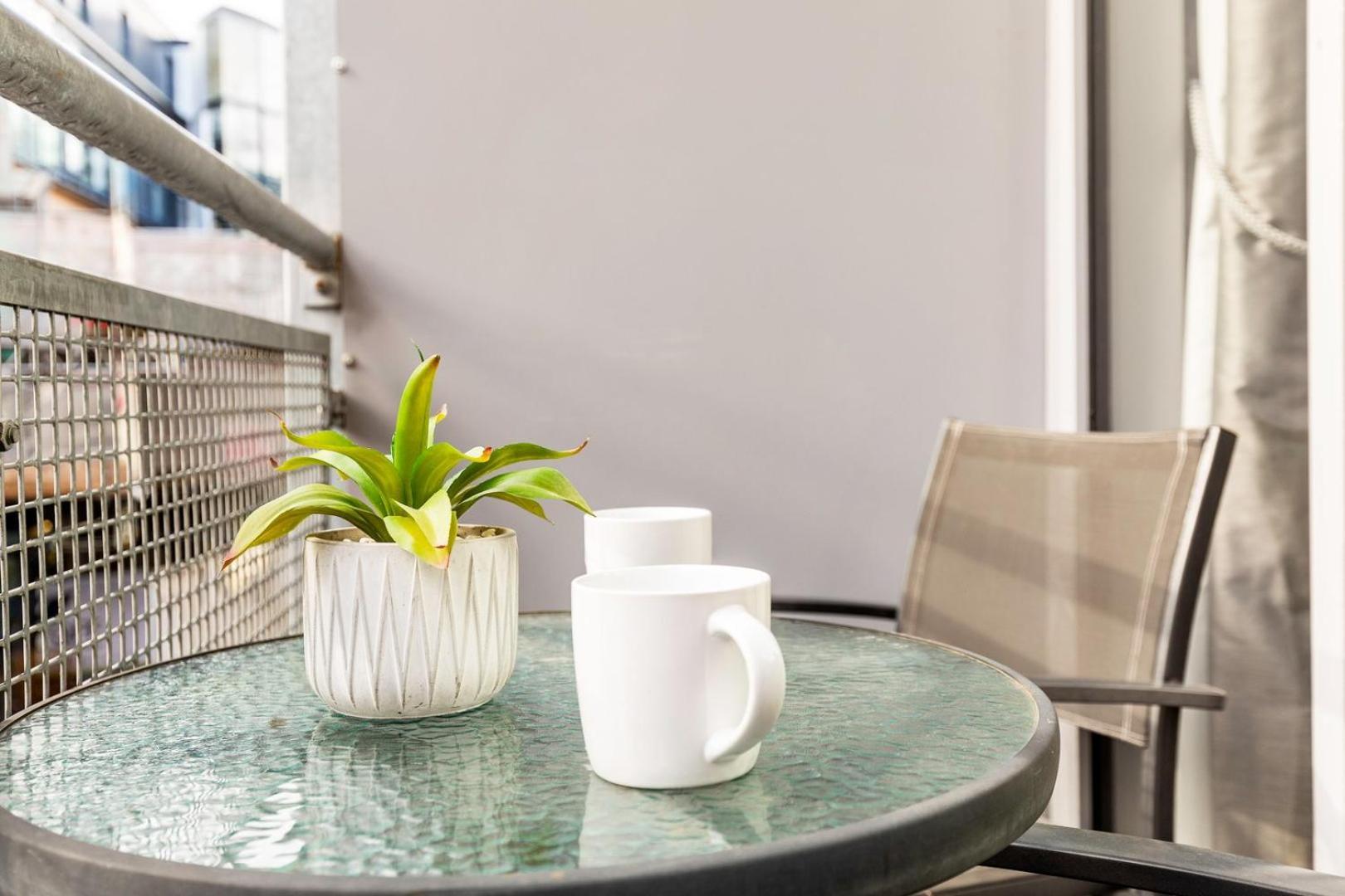 Sleek One Bedroom Flat In East Putney ลอนดอน ภายนอก รูปภาพ