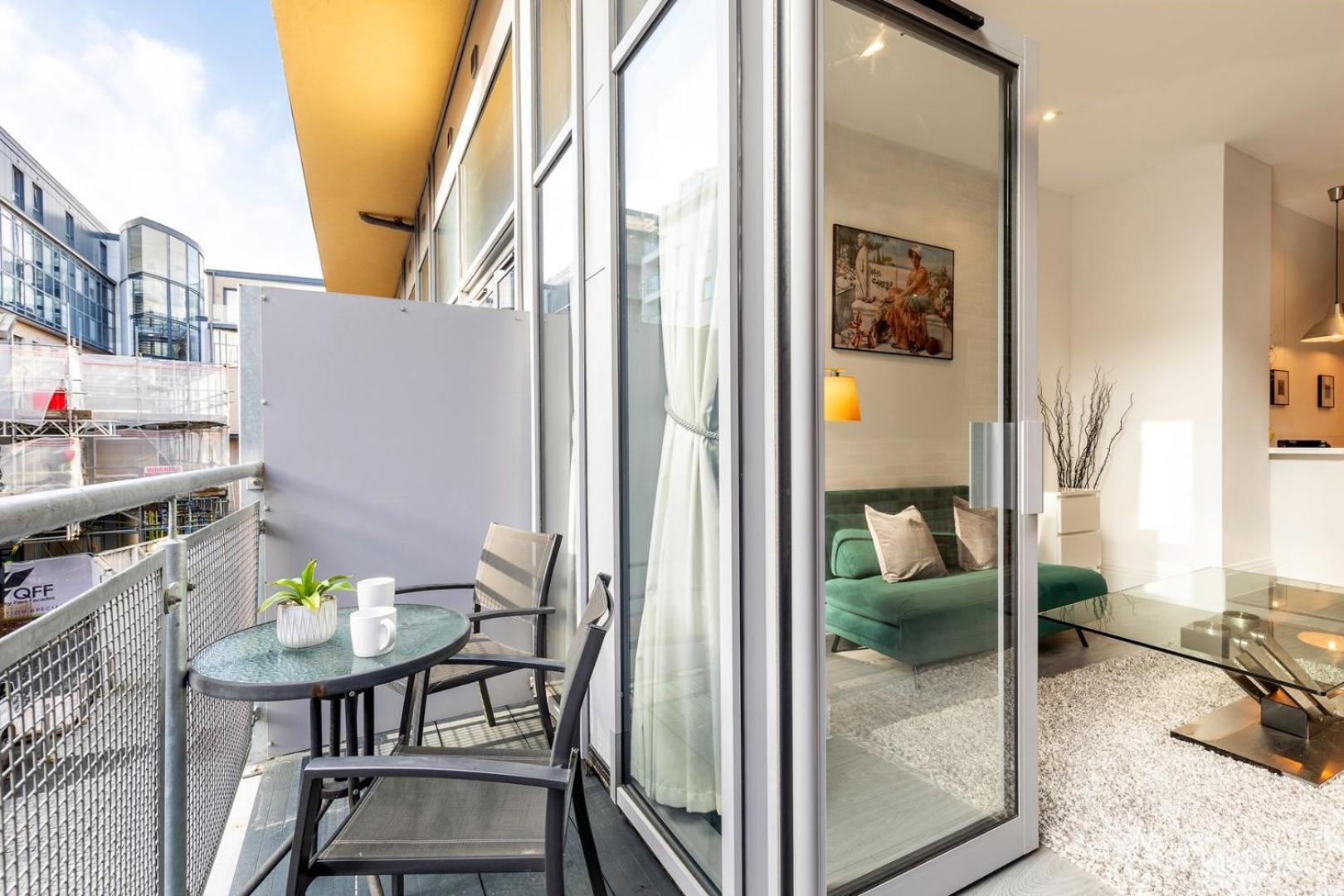 Sleek One Bedroom Flat In East Putney ลอนดอน ภายนอก รูปภาพ