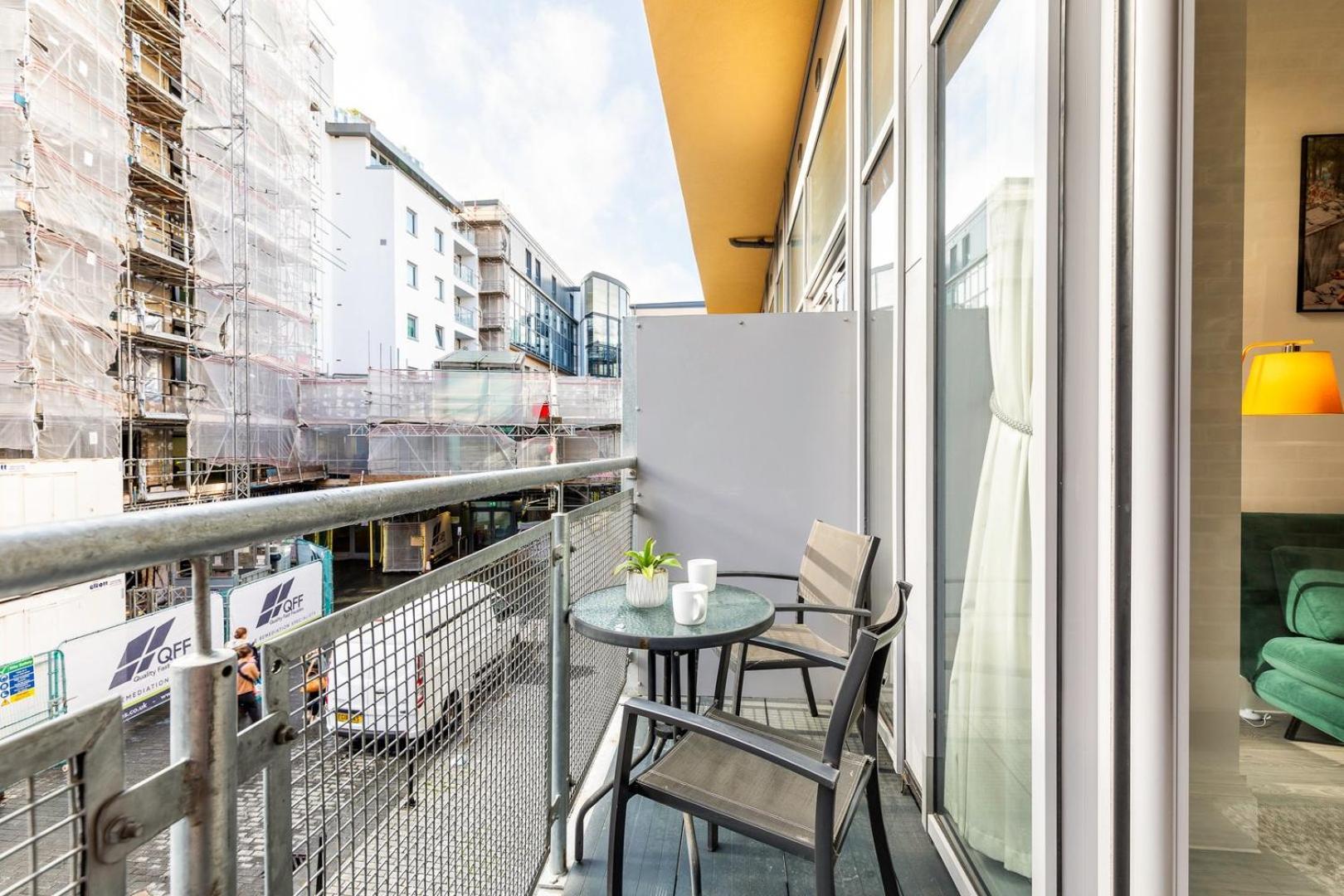 Sleek One Bedroom Flat In East Putney ลอนดอน ภายนอก รูปภาพ